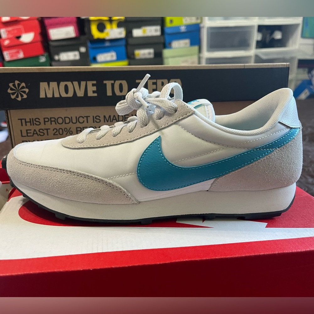 Nike W8.5 Vast Grey/Blue Fury